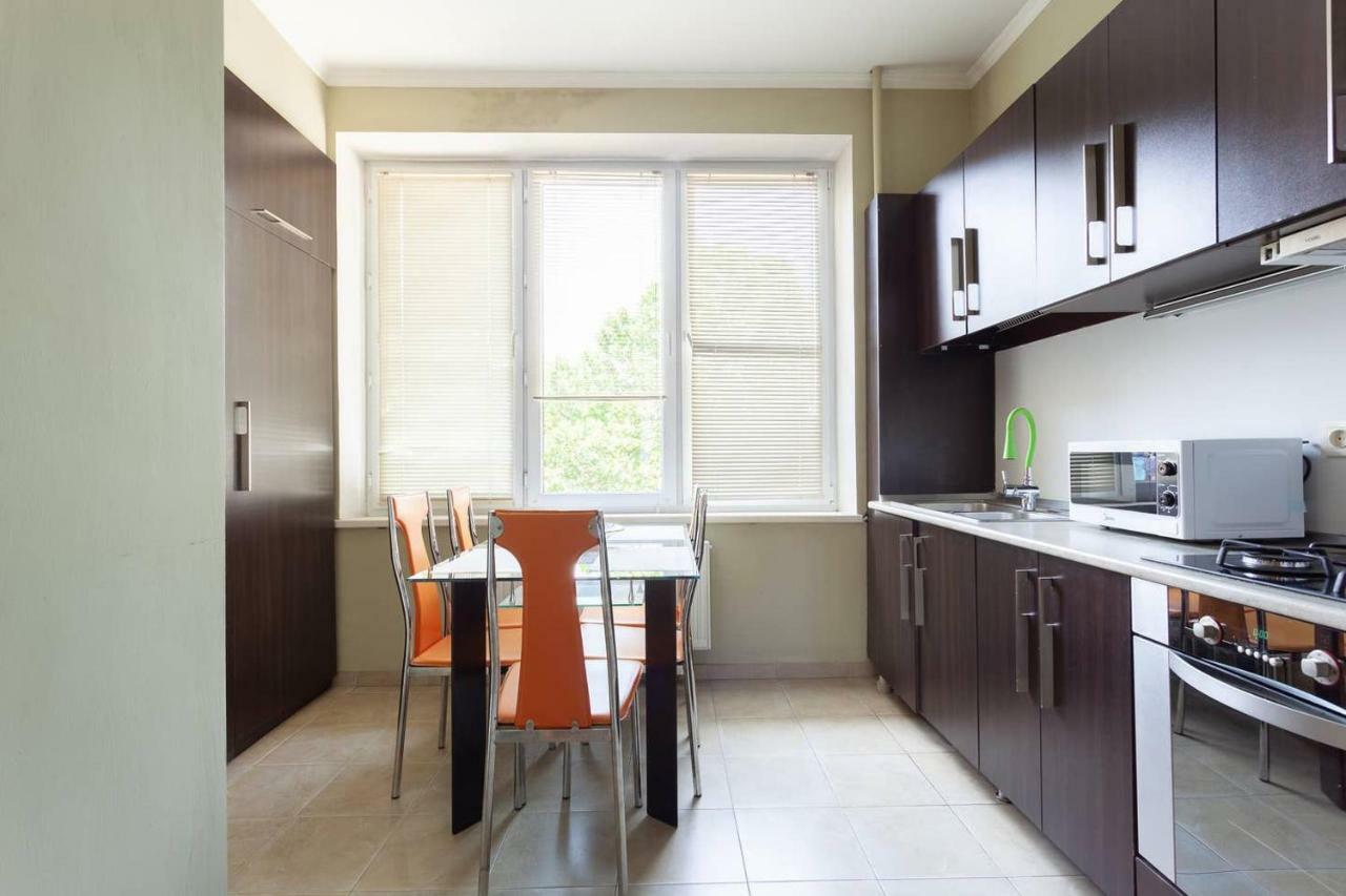 Wehost Apartment On A Colorful Street Tbilisi ภายนอก รูปภาพ